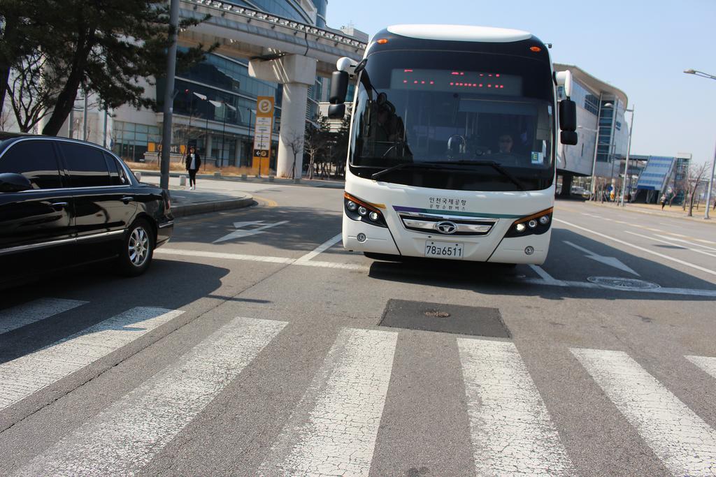 Incheon Airport Pitapat Residence Bagian luar foto