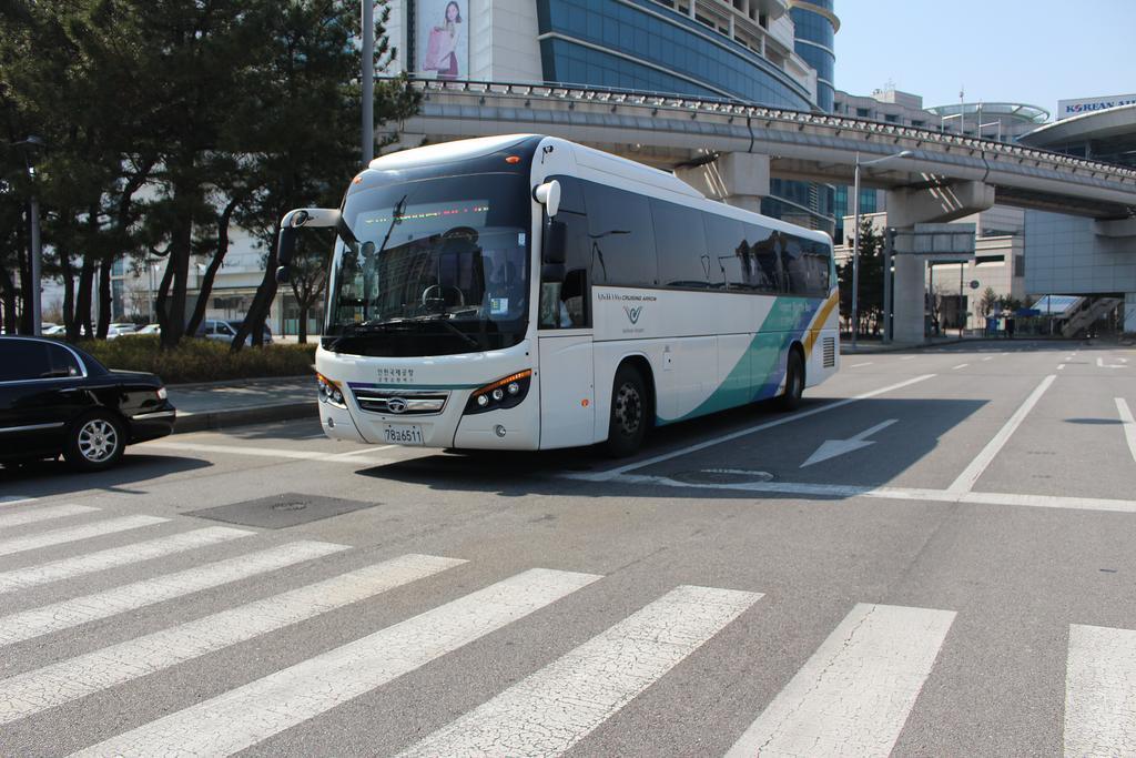 Incheon Airport Pitapat Residence Bagian luar foto