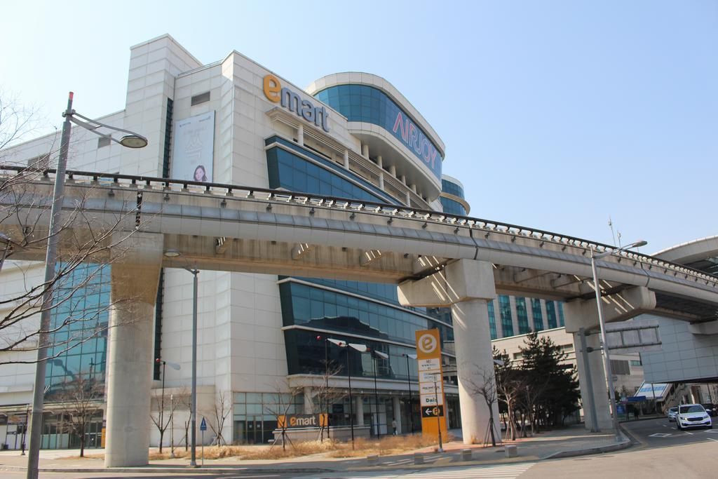 Incheon Airport Pitapat Residence Bagian luar foto