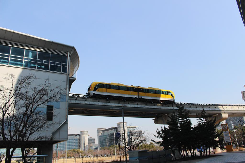 Incheon Airport Pitapat Residence Bagian luar foto